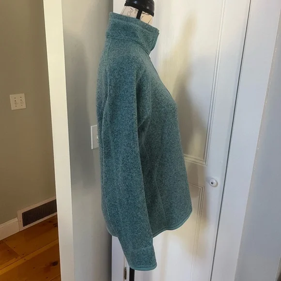 Patagonia Women's Better Sweater 1/4-Zip Teal Green Fleece. Size: Medium. - Picture 3 of 11